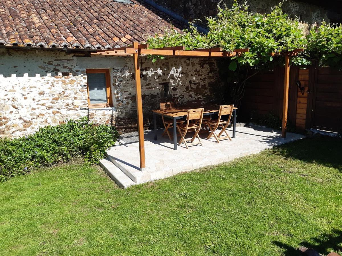Le Figuier Le Lindois Exterior foto